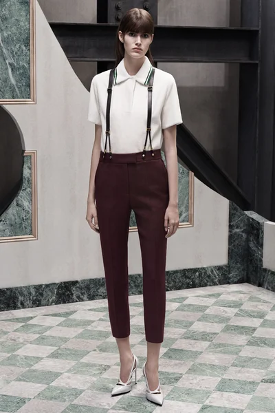 Look 10